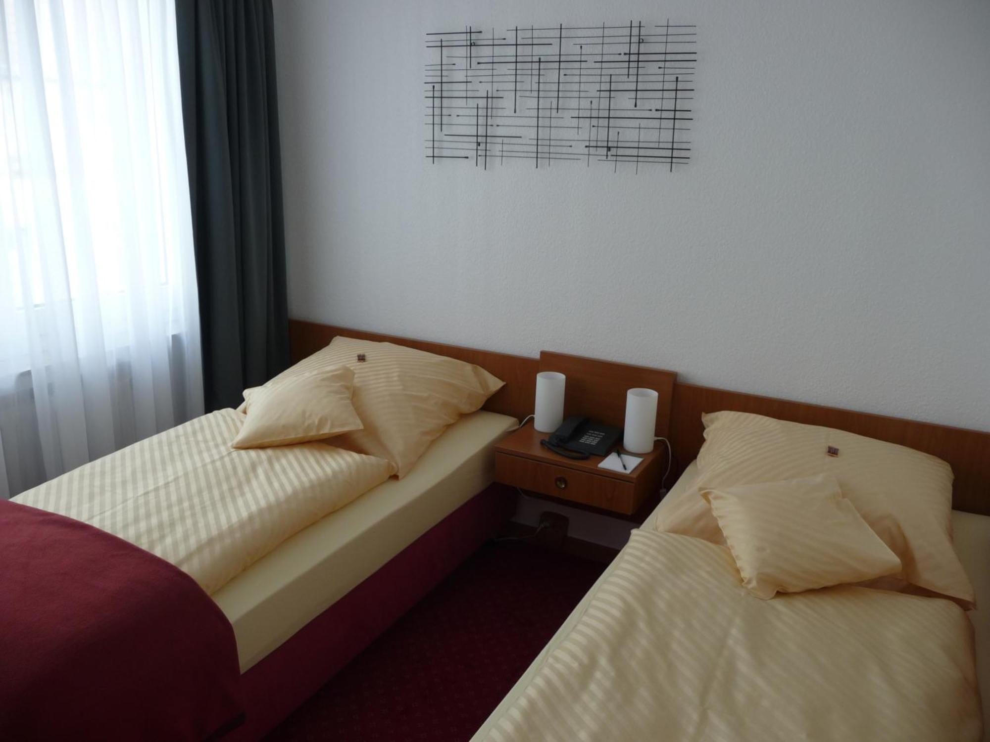 Hotel Sechzehn Leverkusen Exterior photo